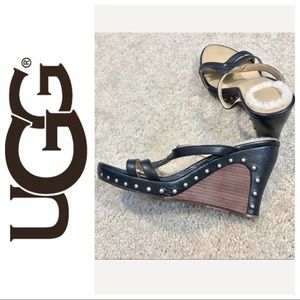 Ugg Lourdes Stacked Wedge Sandals In RARE black